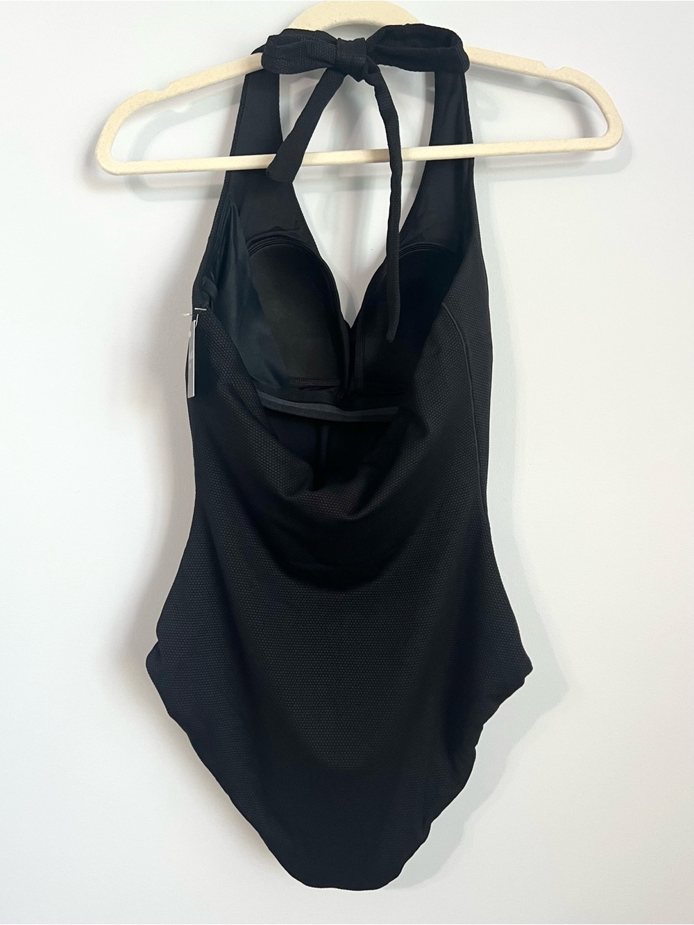 SPANX Piqué Shaping Halter One Piece Swimsuit | Black | Medium - Picture 4 of 9